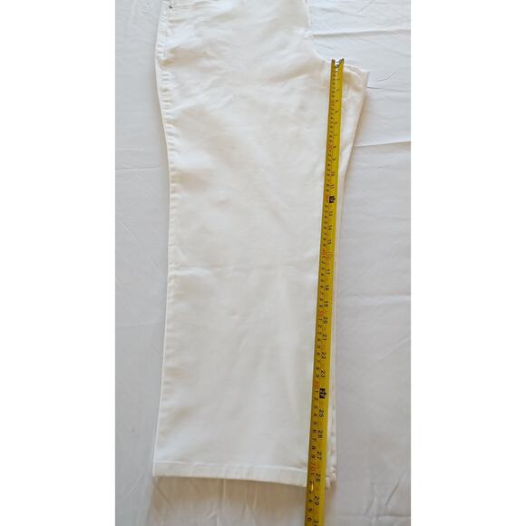 NWT Gloria Vanderbilt Amanda Slimming Jeans Women Size 24W Short Vintage White - Picture 16 of 16